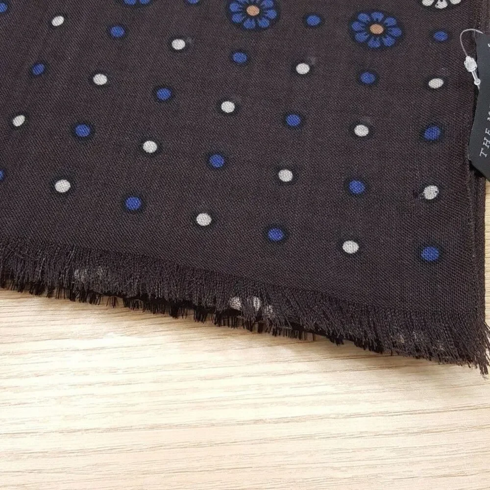 BLOOMINGDALES Mens Store Scarf Brown 100% Wool Floral Medallion Lightweight $198
